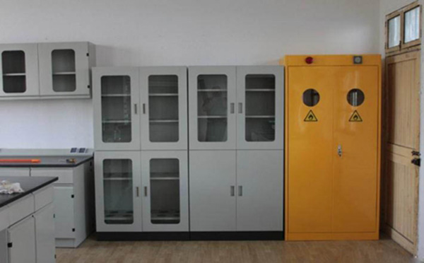 全鋼試劑柜OBE-03.jpg 全鋼試劑柜OBE-03.jpg