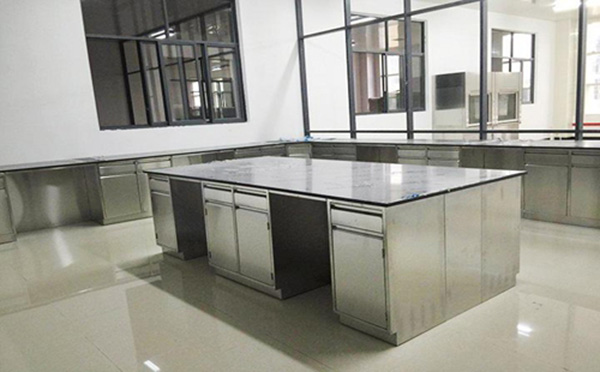 不銹鋼實(shí)驗(yàn)臺(tái)2.jpg 不銹鋼實(shí)驗(yàn)臺(tái)2.jpg