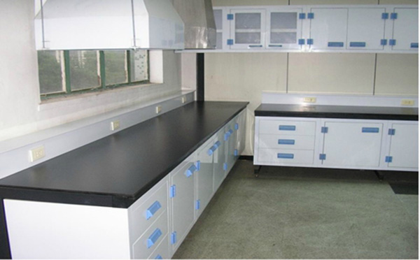 PP實(shí)驗(yàn)臺(tái)2.jpg PP實(shí)驗(yàn)臺(tái)2.jpg
