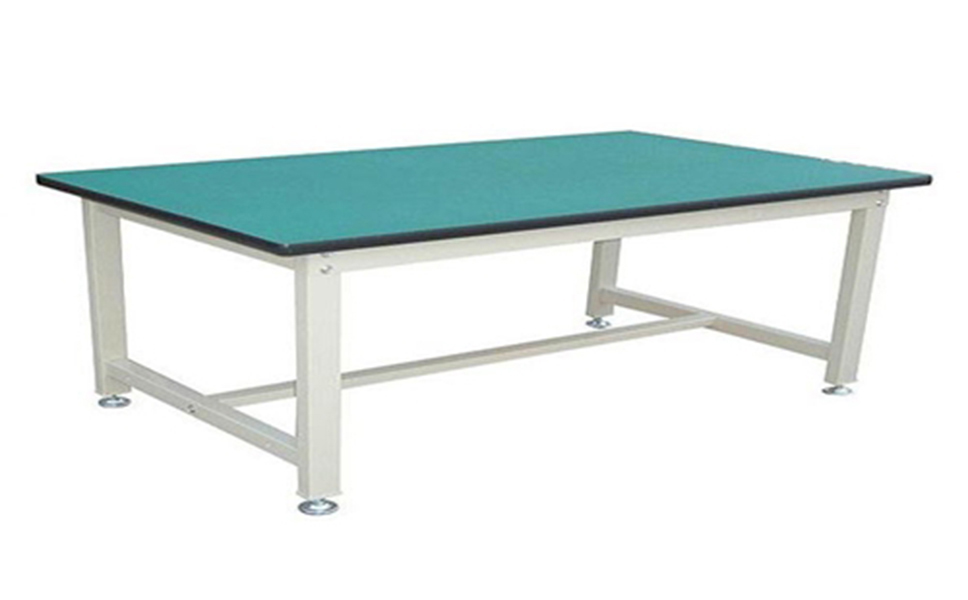 防靜電工作臺(tái)OBE-06.jpg 防靜電工作臺(tái)OBE-06.jpg